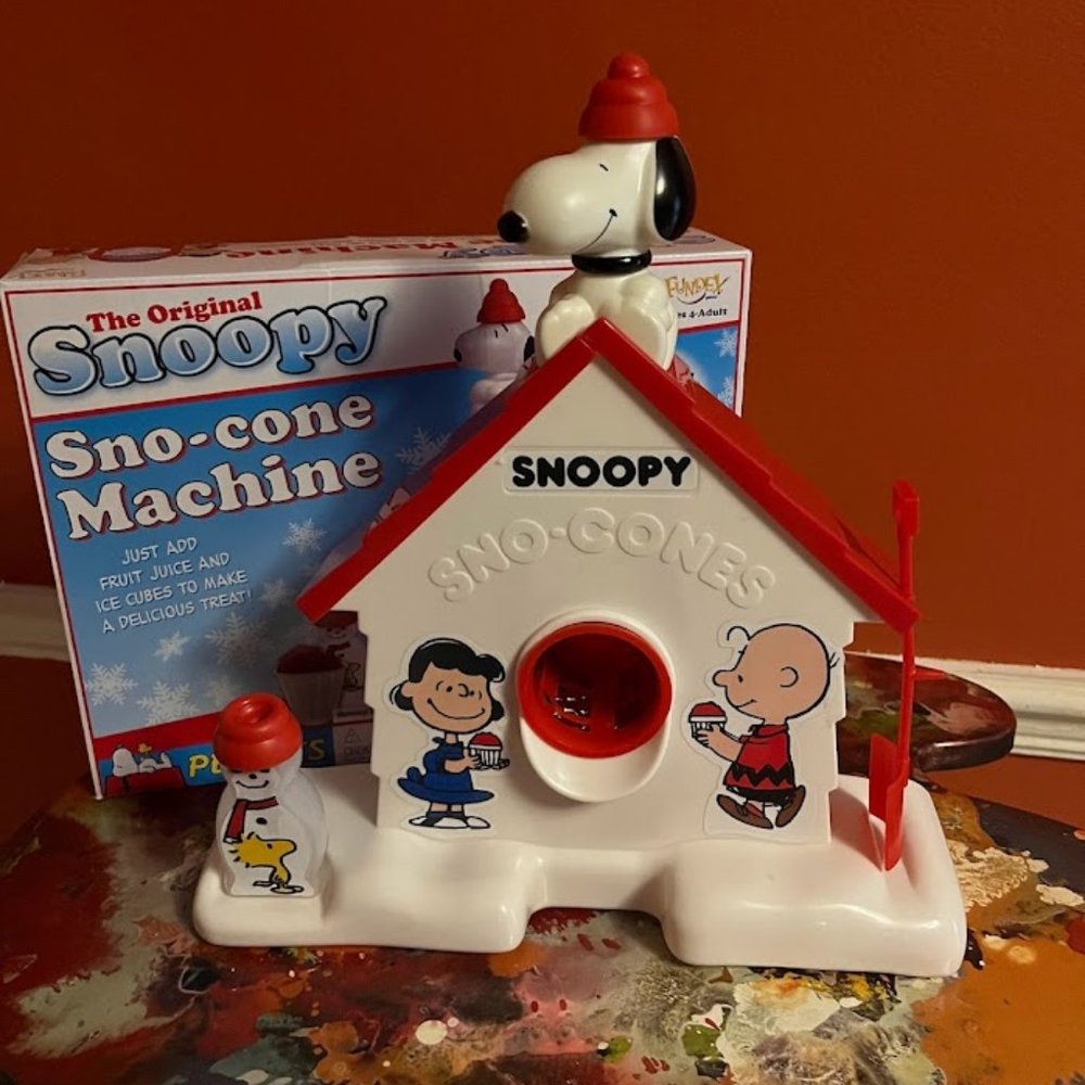 Snoopy Snow Cone Machine